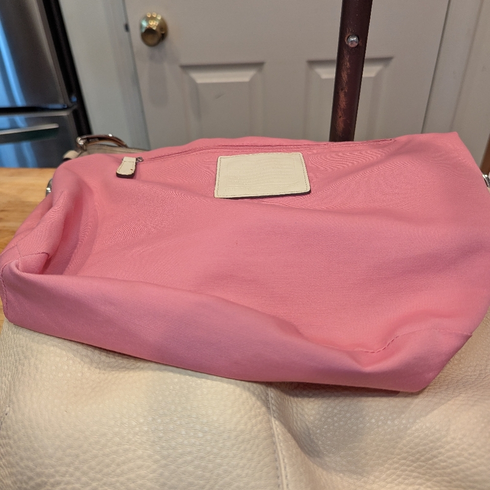 Coach Cream Leather Hobo EUC - Picture 9 of 14